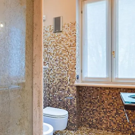 Villa Uvaspina 8, Emma *