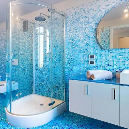 Uvaspina 8, Emma * Antignano (Piedmont)