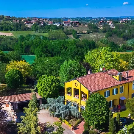 Villa Uvaspina 8, Emma *