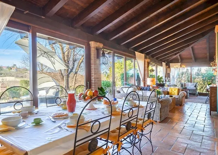 Villa Uvaspina 8, Emma Antignano (Piedmont)