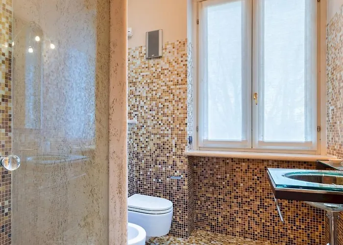 Villa Uvaspina 8, Emma *