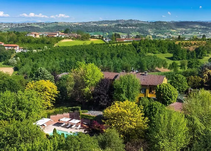 Uvaspina 8, Emma Villa Antignano (Piedmont)